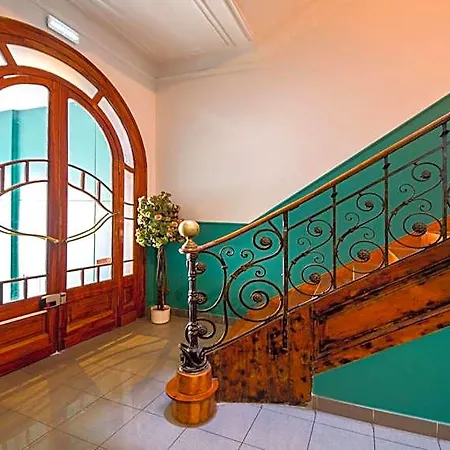 Hotel Italia 2*