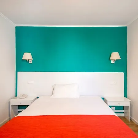 Italia Otel 2*